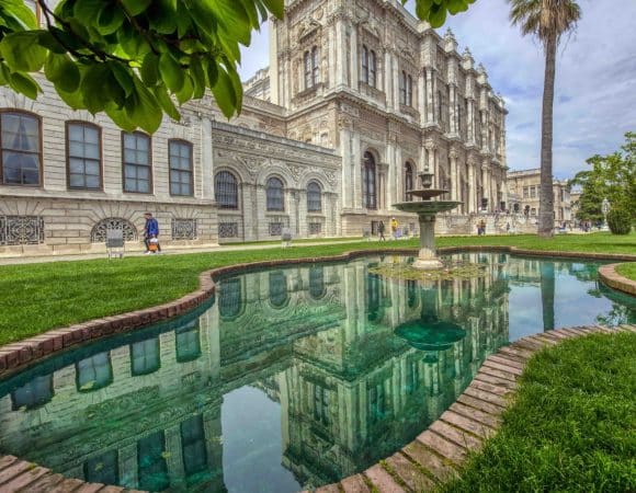 Istanbul Bosphorus & City Tour – Full-Day Guided Experience