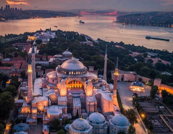 Inclusive Istanbul Old City Tour: 8 Iconic Landmarks in One Day